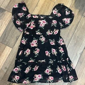 New without tags Trixxi clothing company floral dress!